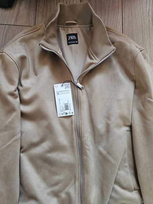 Нова стильна куртка Zara