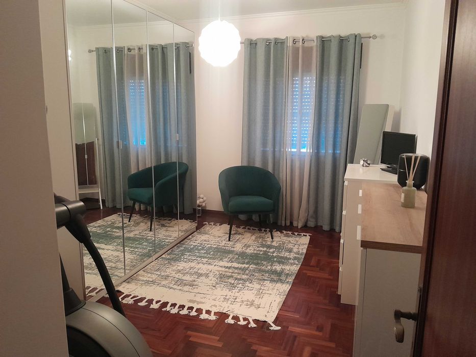 Quarto para arrendamento