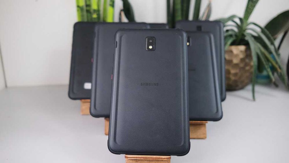 Samsung  Galaxy active Tab 3 4\64 Lte Гарний стан уцінка
