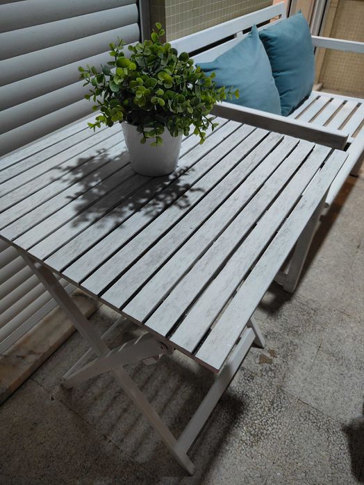 Banco de jardim + oferta mesa