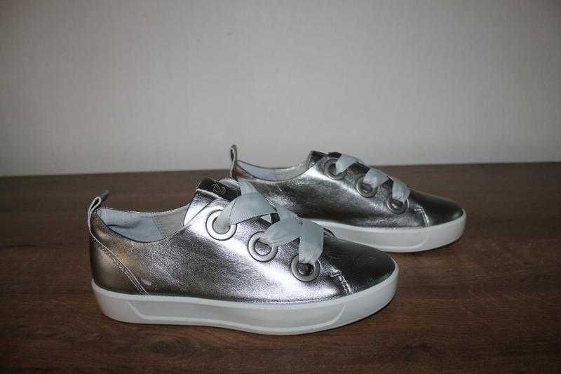 Оригінальні кеди Ecco Soft срібного кольору 36 розмір