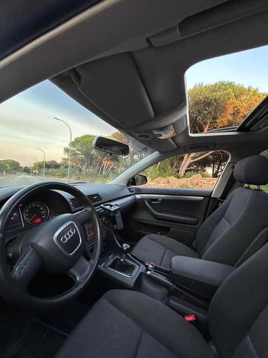 Audi B7 A4 2.5 V6 (109.000). km Reais