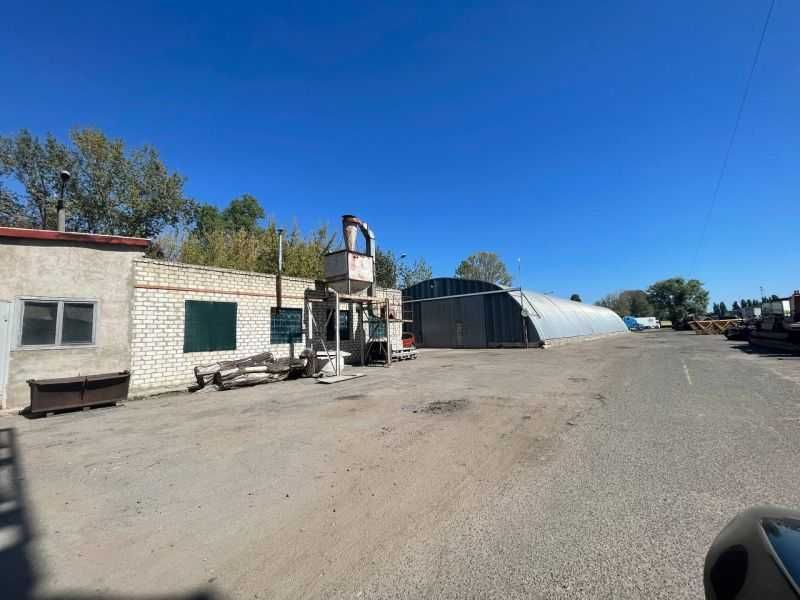 Сдам складское помещение 1500 кв.м. Киевская трасса.