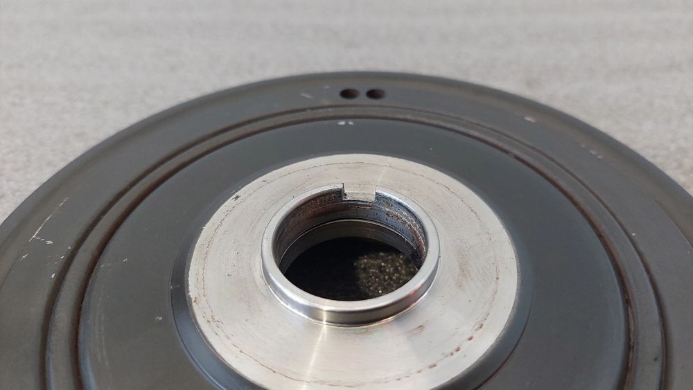 Poli / cambota / polia do motor VOLVO V50 (MW)