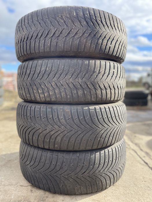 Резина зимова з дисками 195/55 R16 Good Year 5-112