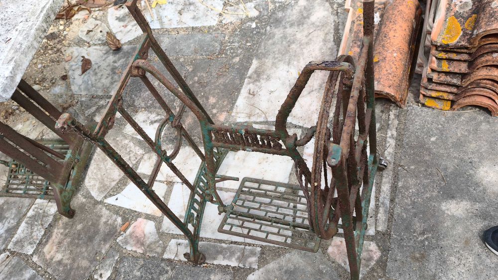 Base ferro máquina costura