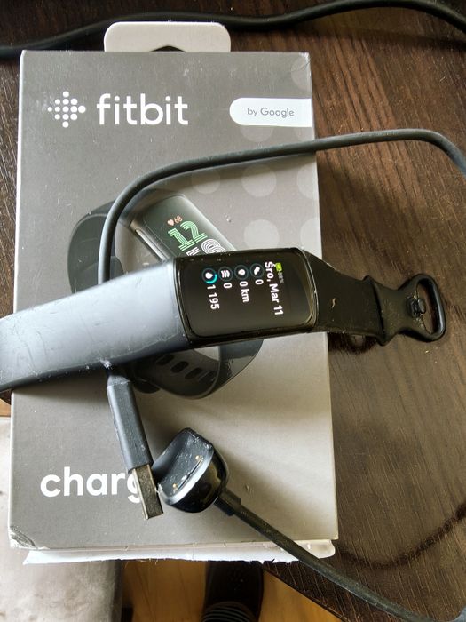 Opaska Fitbit Charge 6 jak nowa