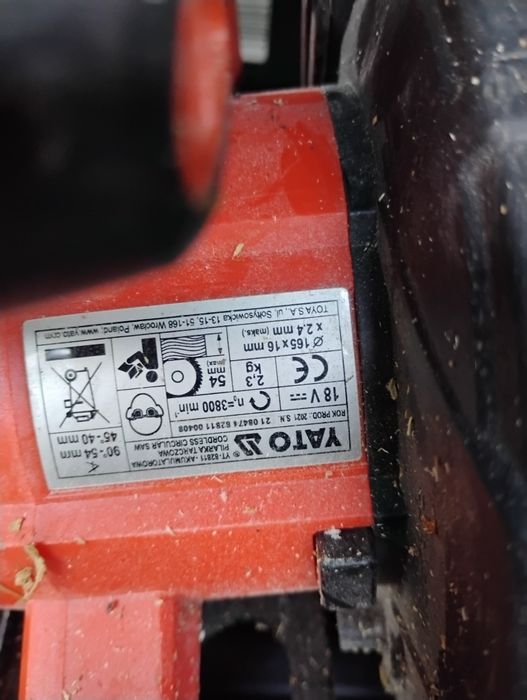 Piła tarczowa Yato 18v