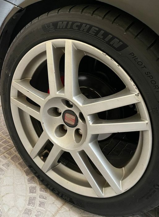 Jantes 17 Lcr c/ pneus 225/45R17