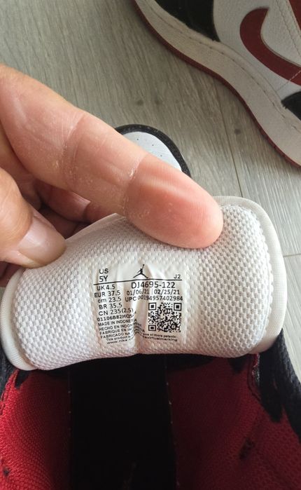 Ténis Nike Jordan
Tamanho 38