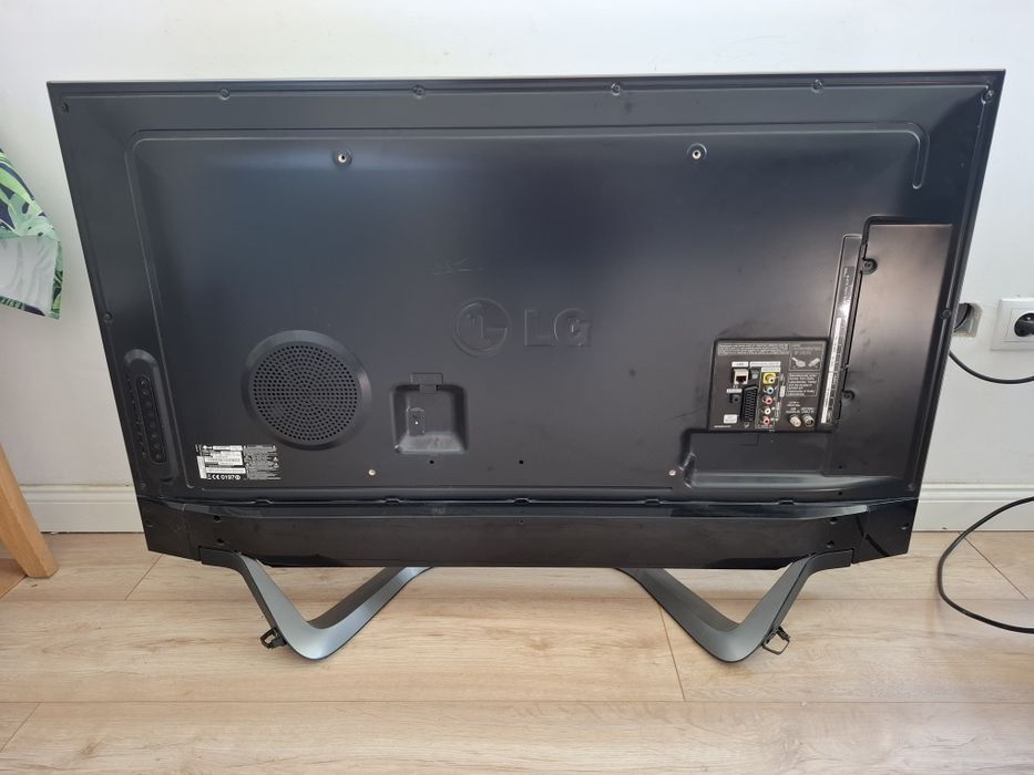 Telewizor LG LED Plus, 47", Full HD IPS 400HZ MCI Smart TV, Cinema