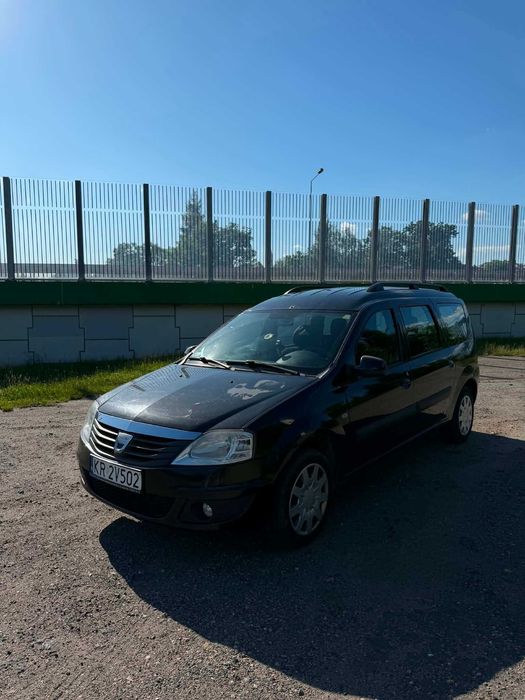 Dacia Logan Black Line