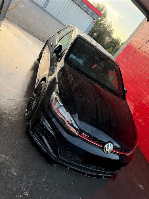 Vw golf 7.5 Gti carro estrangeiro com toda documentação necessária posso vender legalizado