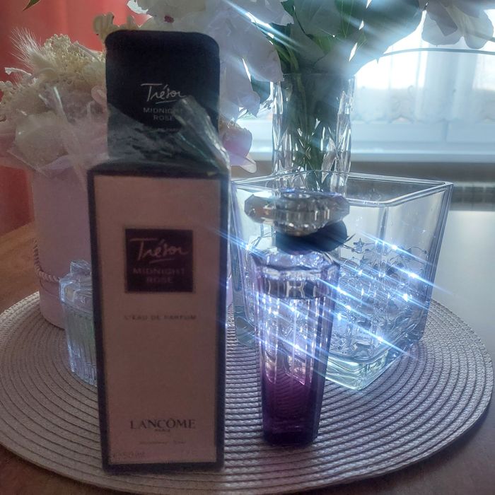 Lancome  Tresor midnight rose