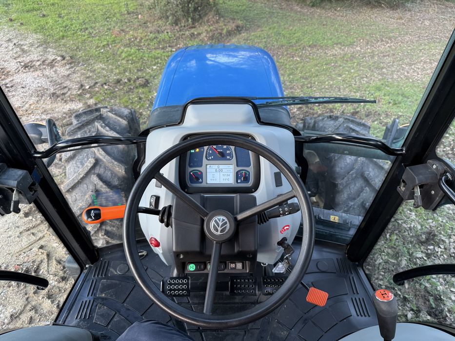 New Holland T4 75S // 600h // Nacional