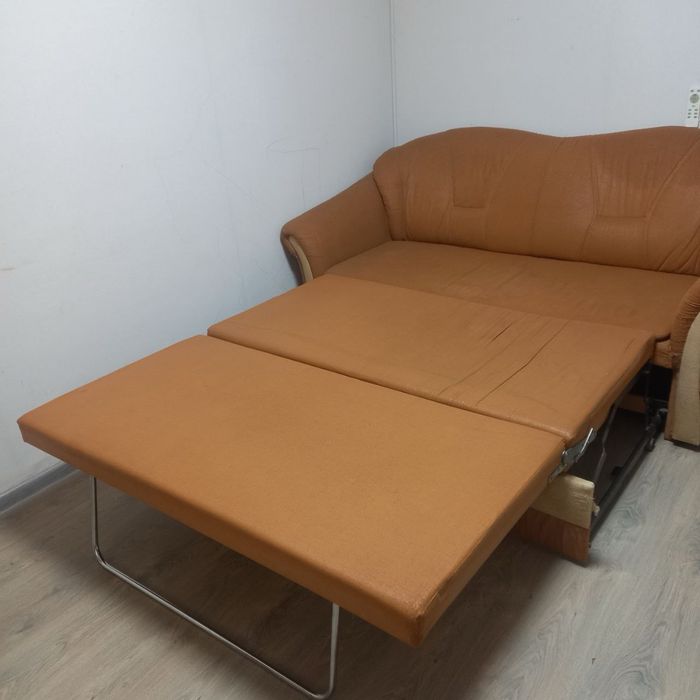 Ліжко, кровать, диван, диван розкладний, диван шкіряний