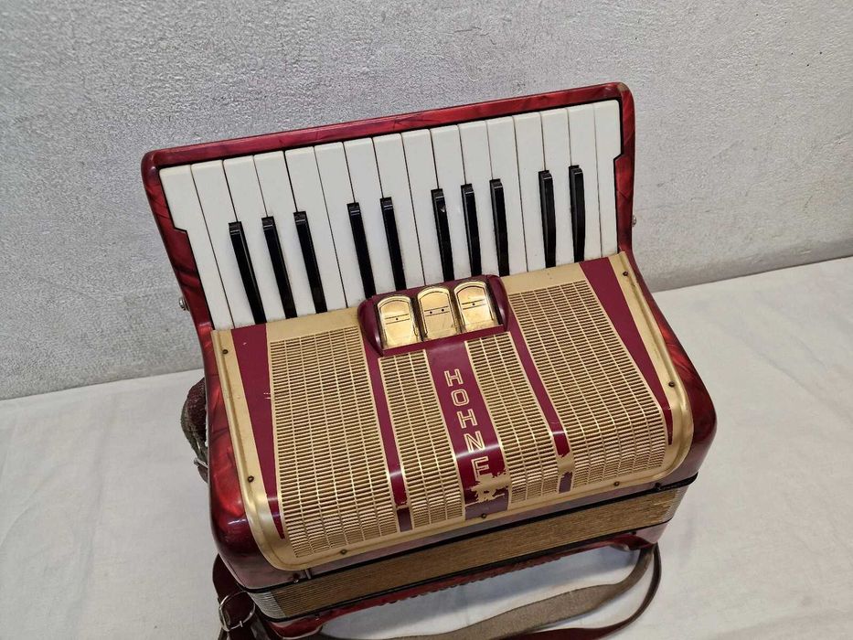 Acordeão Hohner de Teclas à 2ª Voz - Acordeon