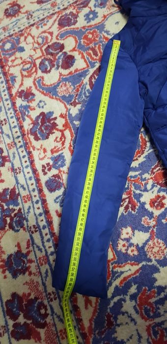 Дуже теплий пуховик. Розмір  s