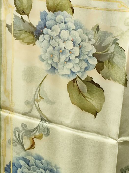 Niebieskie Hortensje -100%jedwab