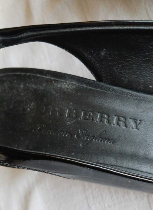 Sandálias Burberry nº38