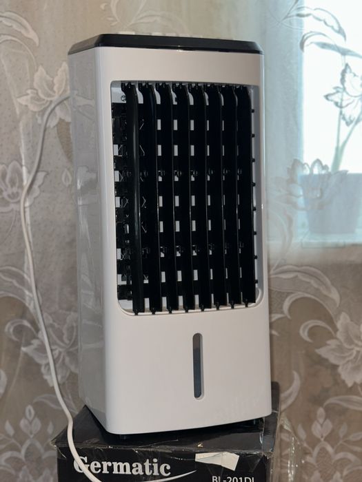 Охолоджувач повітря напольний