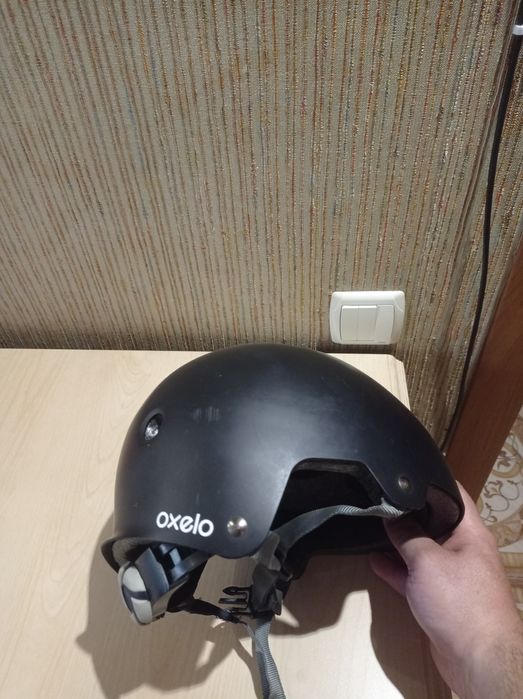 Продам велошлем фирменный