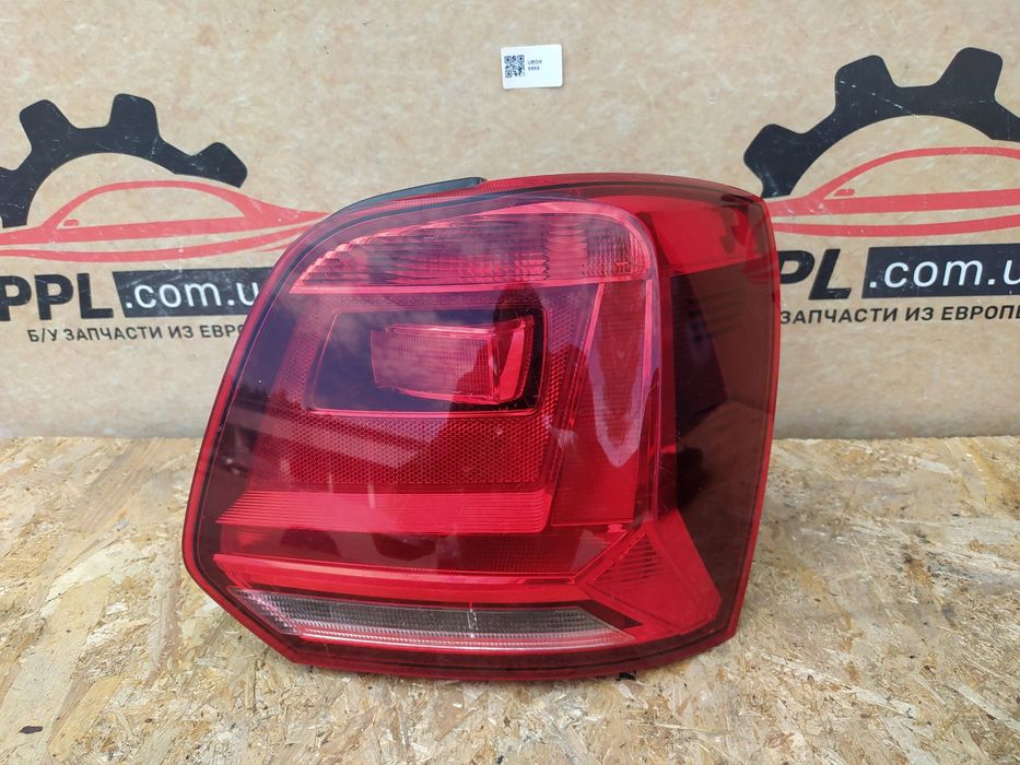 VW Polo V 2014-2017 фонарь задний правый 6C0945096H
