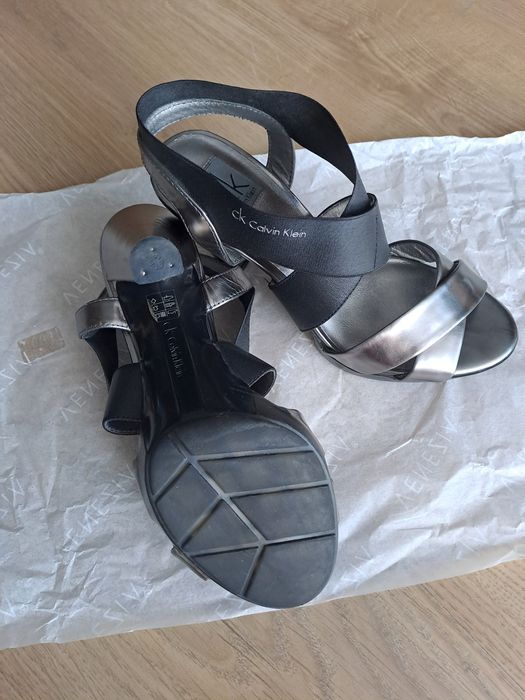 Eleganckie buty z paskami, Calvin Klein