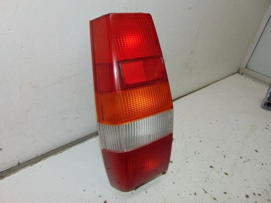 Peugeot 305 farolim " nova de stock antigo