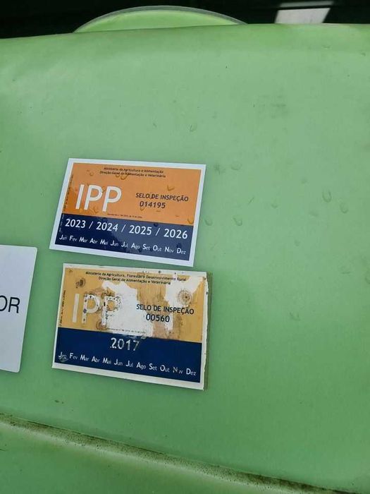 Pulverizador marca Rocha Modelo Ellegance Ap 1100 com barras - usado