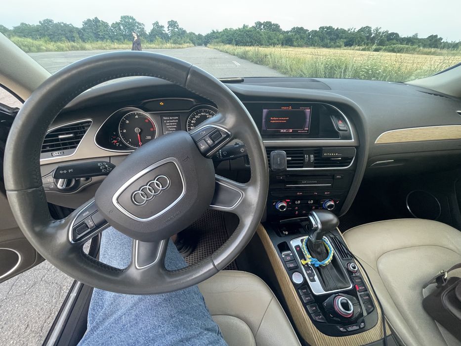 Audi a4 2,0 дизель автомат