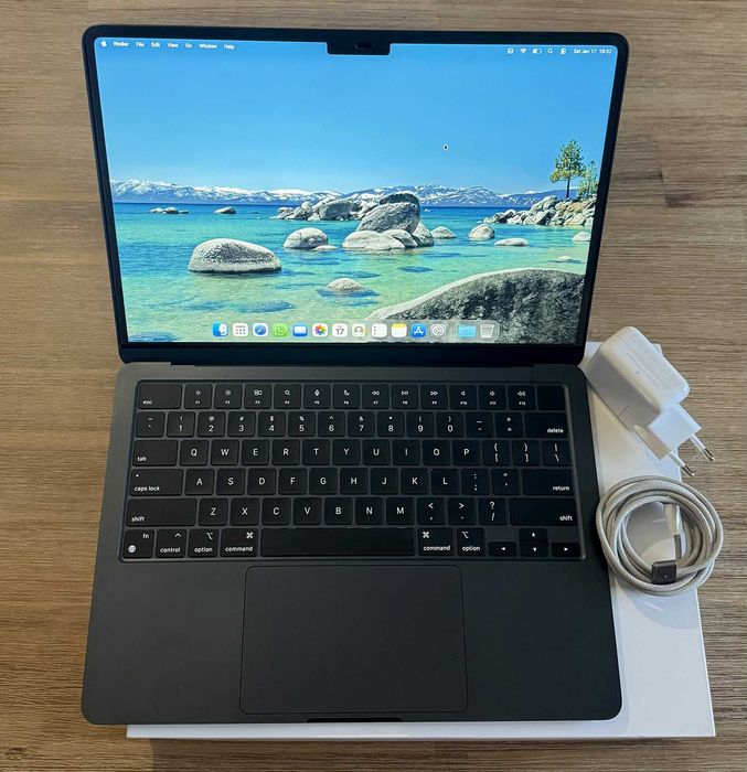 MacBook Air M2 16GB 13” 2022 - Meia-noite