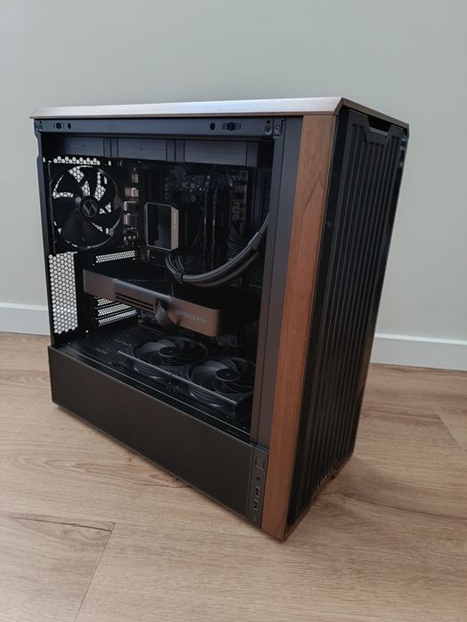 PC Gaming 4K Ultra- 7800X3D, 32G DDR5, 2tb, 5070