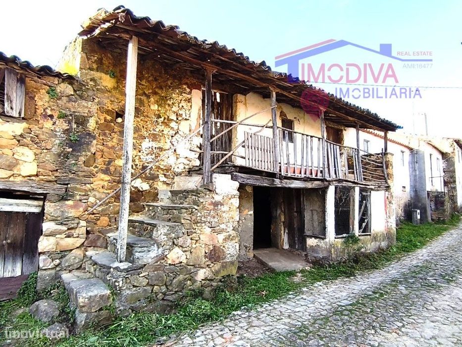 Casa de campo com terreno em Bairradas