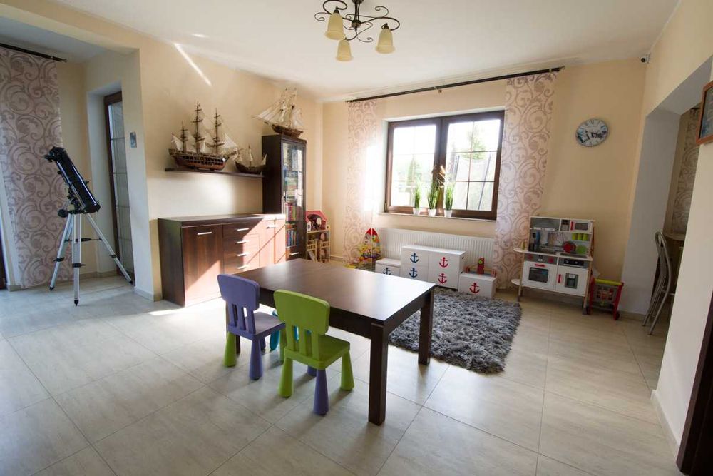 WILLA HYDROGRAF, pokoje, apartament 2-pok, rowery,sala zabaw,teleskopy