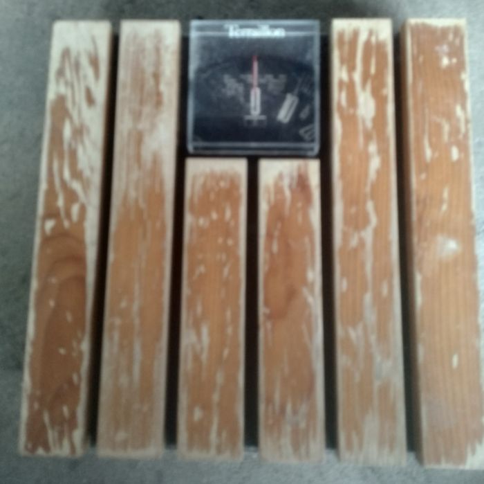 Balança vintage de madeira da Terraillon