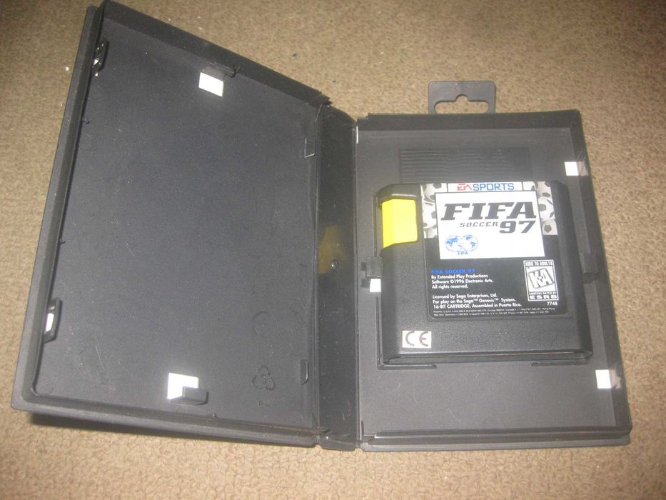 Jogo "FIFA 97" para Sega Mega Drive