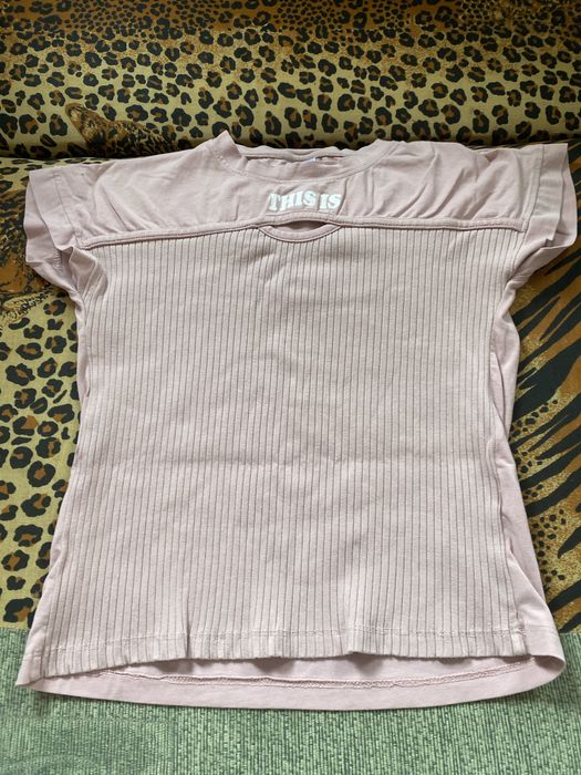 Футболка для дівчат.