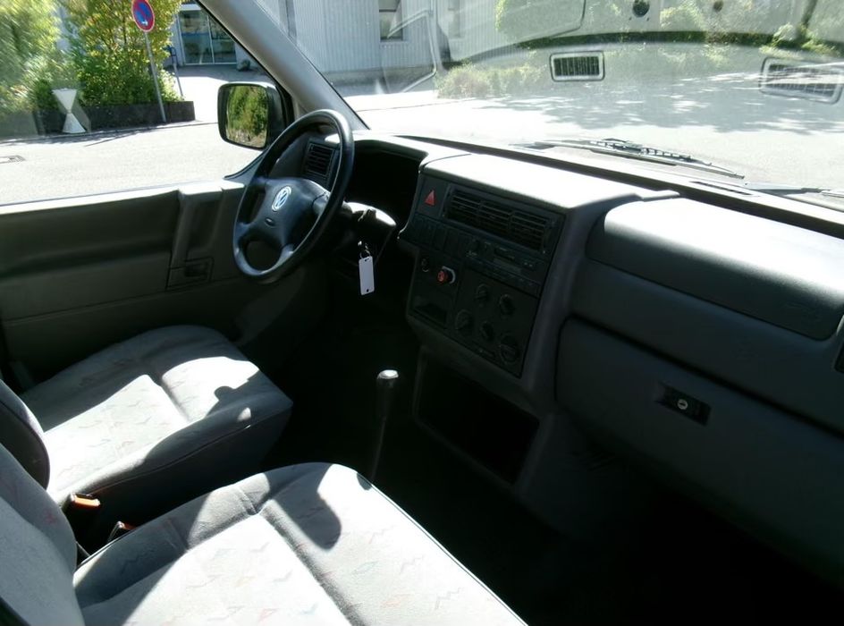 Volkswagen T4 2004.