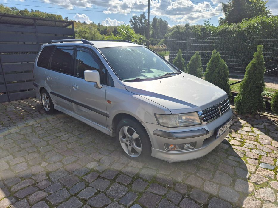 Mitsubishi Space Wagon