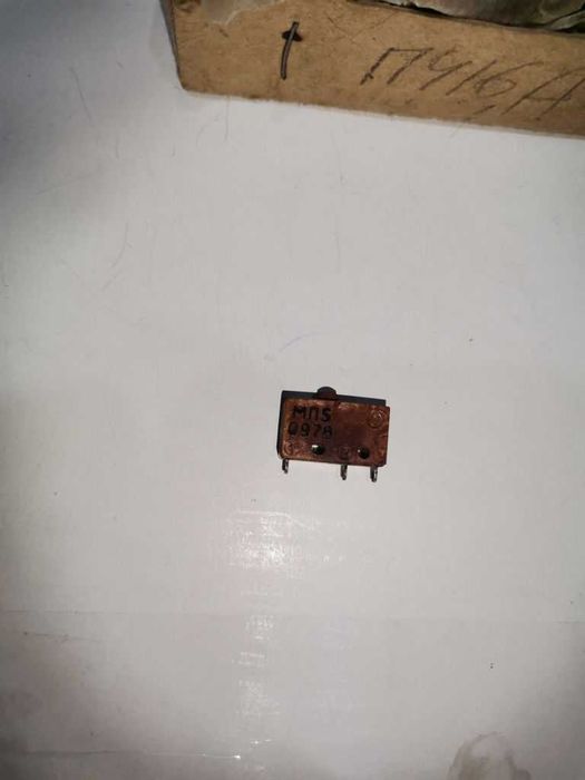 Микропереключатель МП5 мікроперемикач