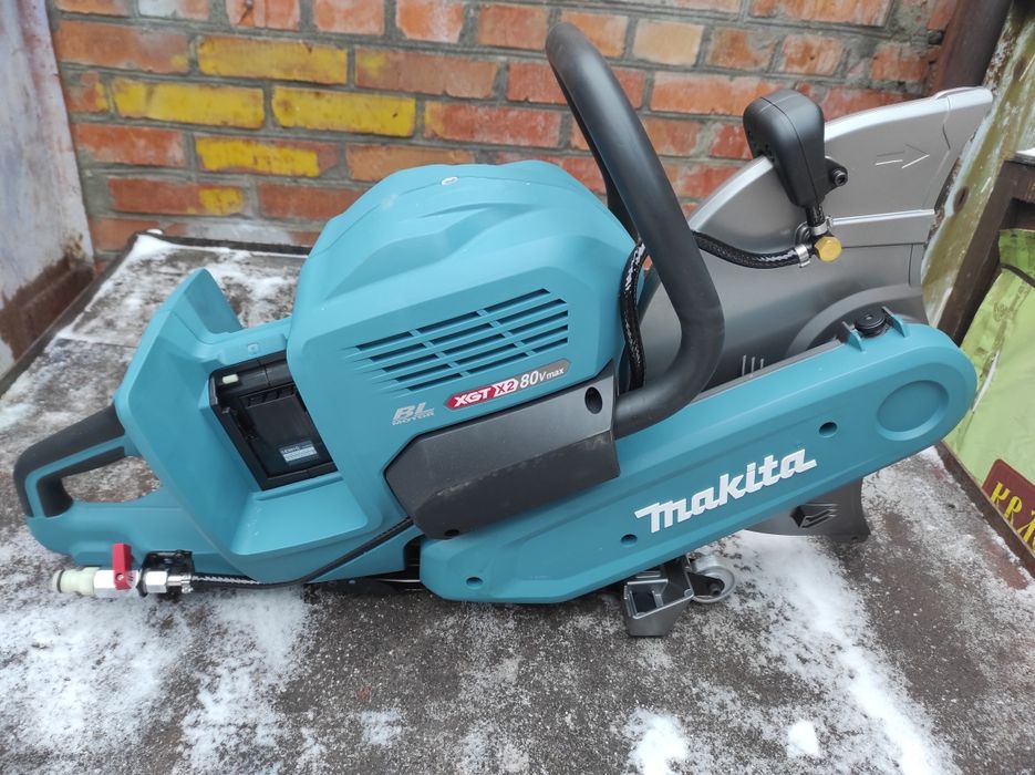 Аккумуляторный бетонорез асфальторез резчик Makita CE001G