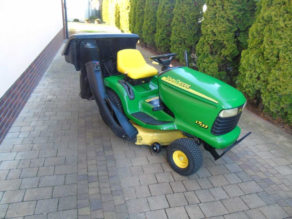 Traktorek kosiarka JOHN DEERE LT 133  13KM z pompą  kosz PO SERWISIE