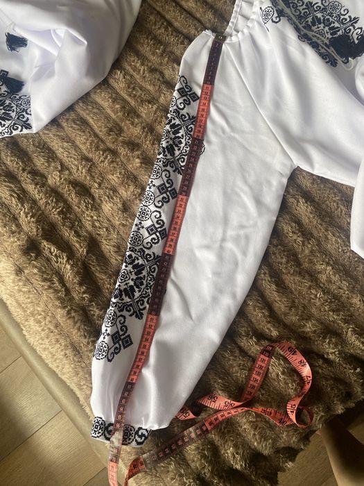 Парна вишиванка чол і жін