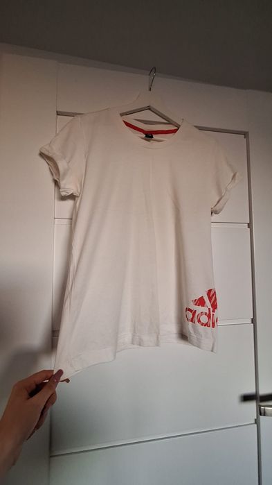 Tshirt Adidas M biało czerwony z logo