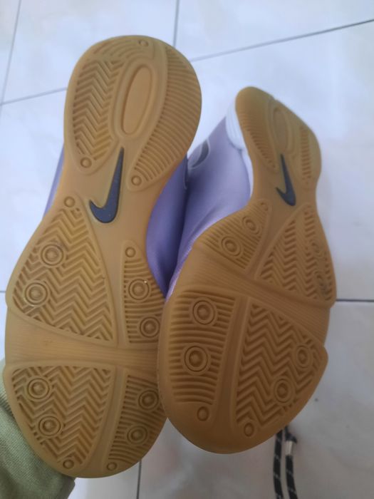 Chuteiras futsal nike 36.5