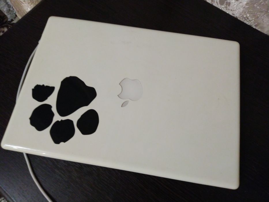 Ноутбук Apple MacBook