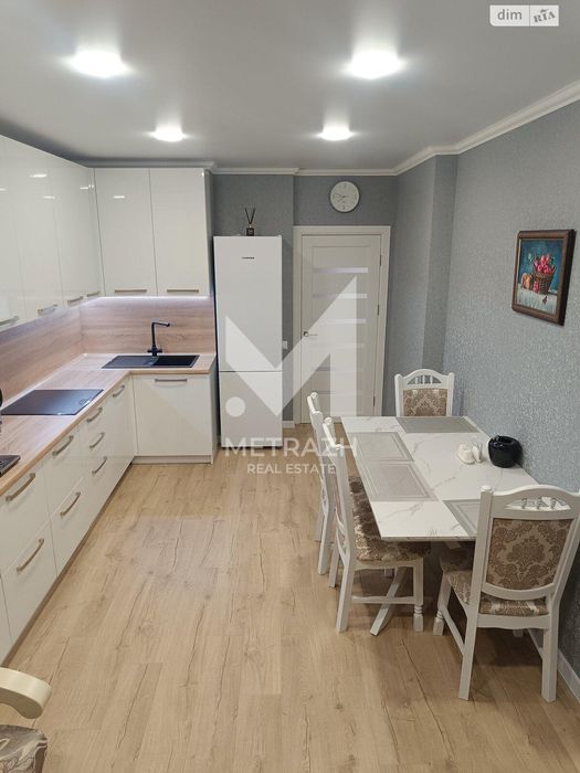 До метро 3 хвилини! 1к квартира 51 м2 у ЖК Лебединий