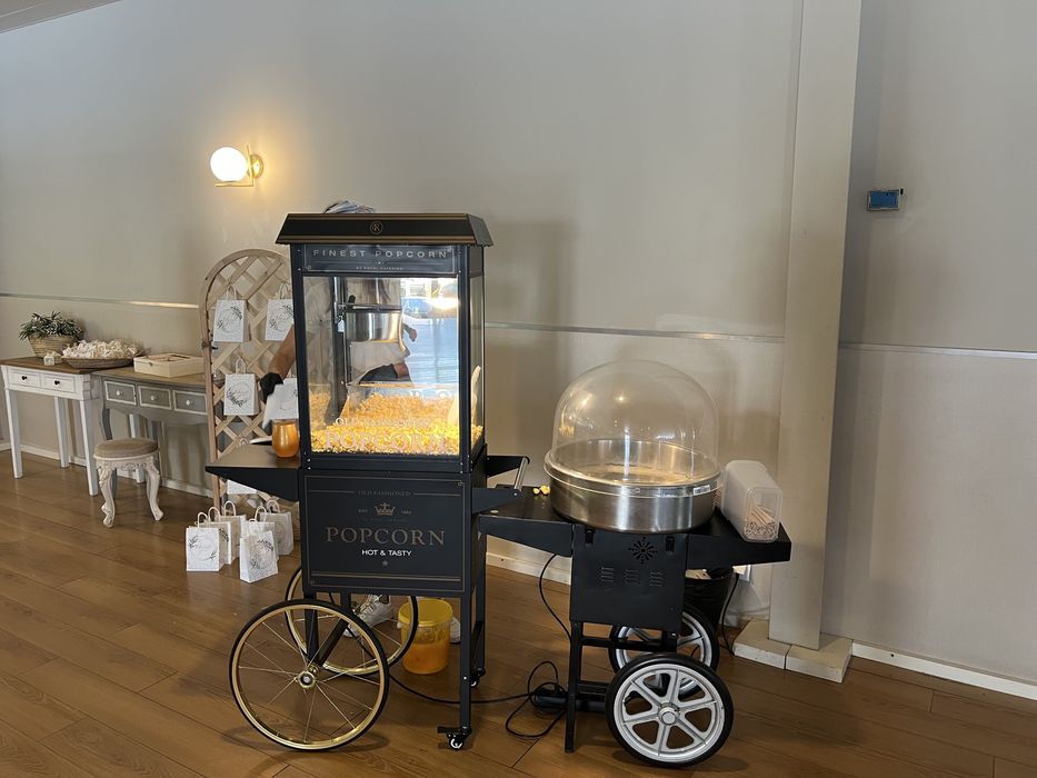 Crepes , gelados , pipocas , algodão doce , pizzas , cachorro quente