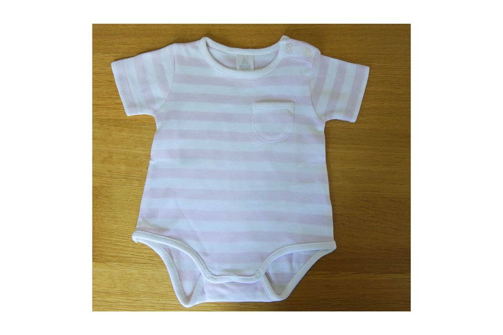 Conjunto de body de manga curta e casaco de linha da Zara